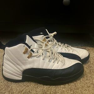 9.5 Jordan Retro 12